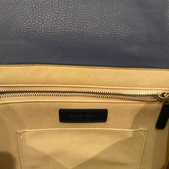 Givency blue leather shark tooth top handle bag - Picture 4 of 10